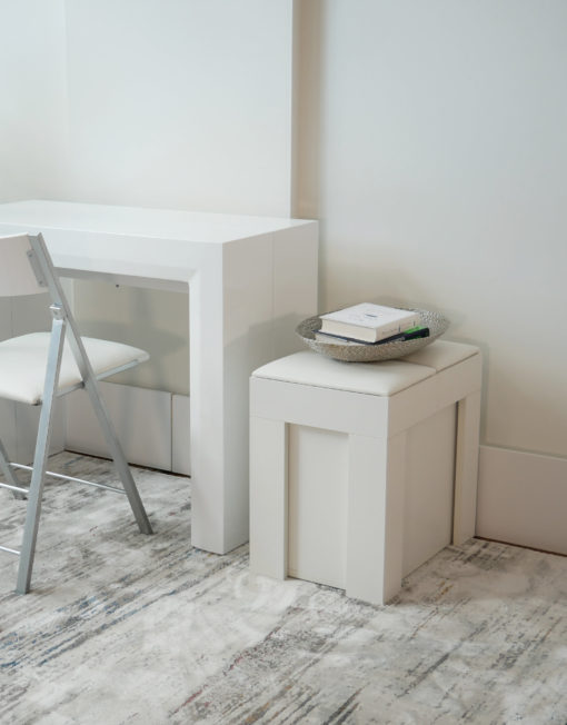 White Mini Scatola next to a Junior Giant as a side table